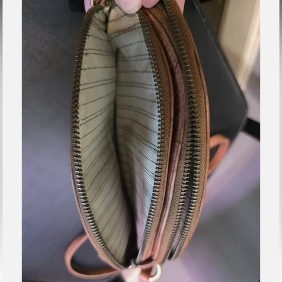 Frye Women's Brown campus Crossbody Bag/ 3 sections - Picture 5 of 8